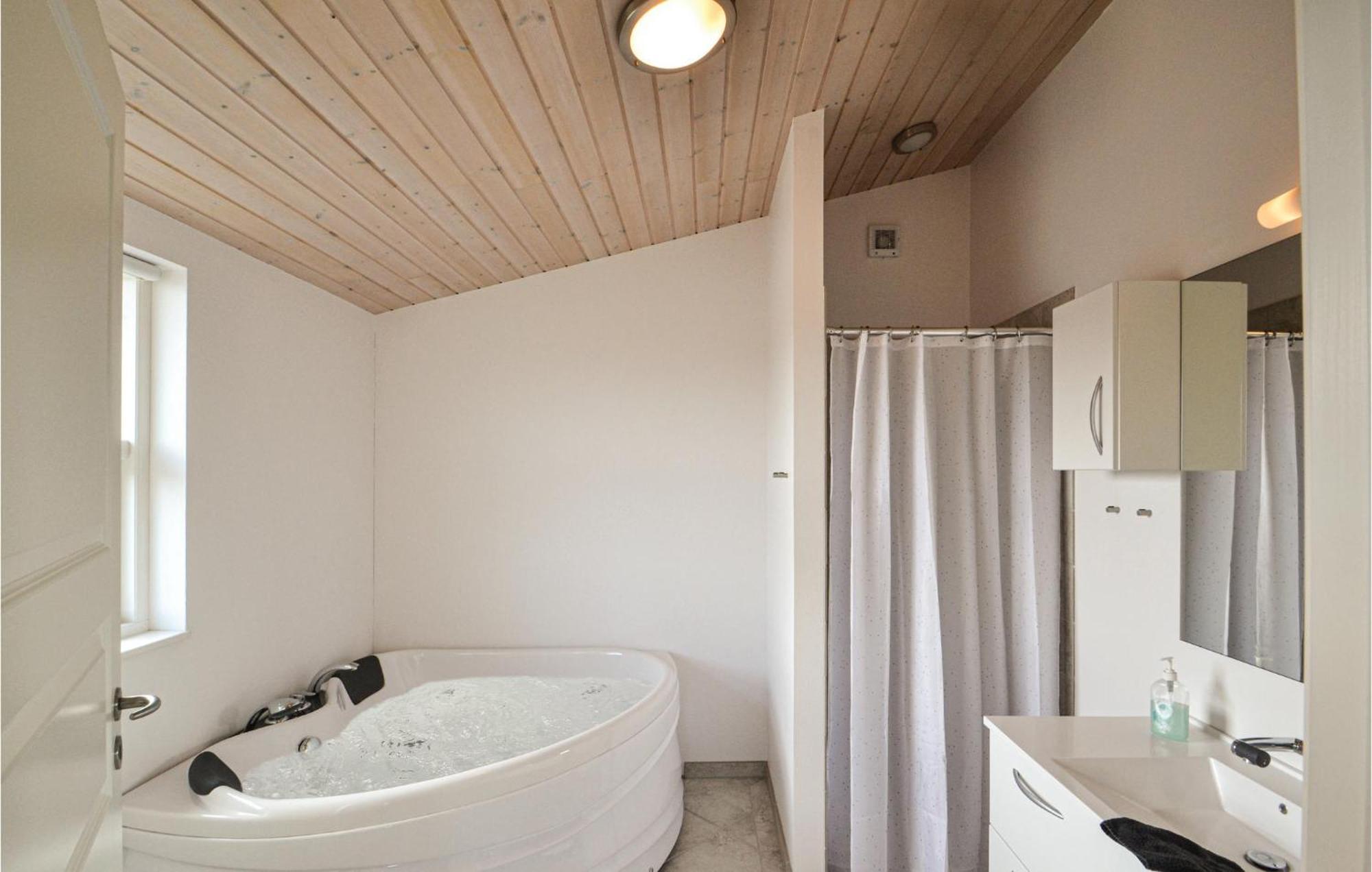Amazing Home In Orsted With Kitchen Dış mekan fotoğraf
